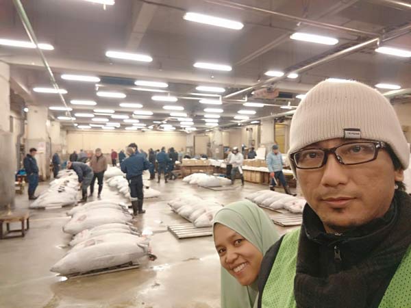 auction tuna di tsukiji market