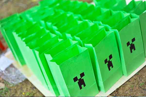 minecraft birthday party theme