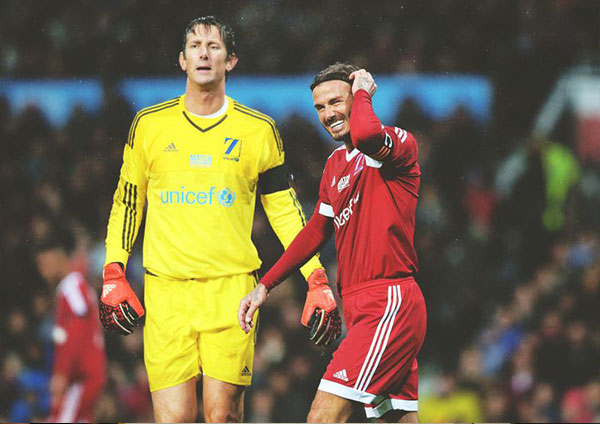 Edwin van der Sar di Malaysia
